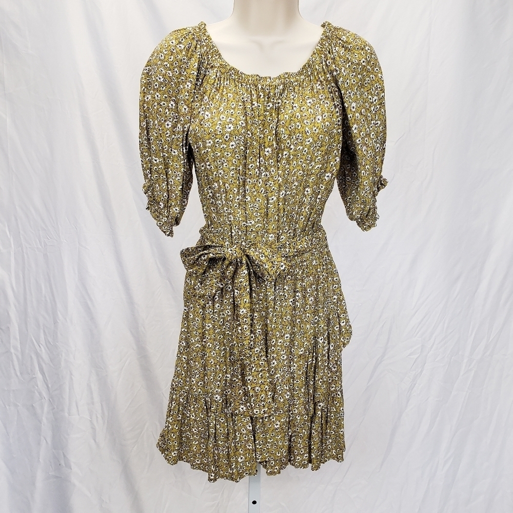 Skylar + Madison Daisy floral print peasanr mini dress size medium